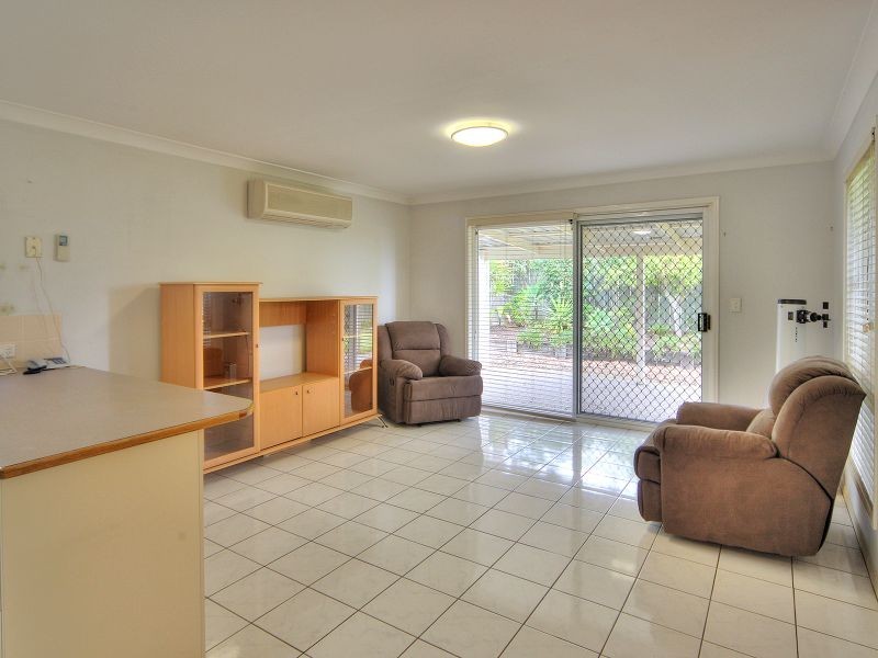 9 Perentie Street, Regents Park QLD 4118