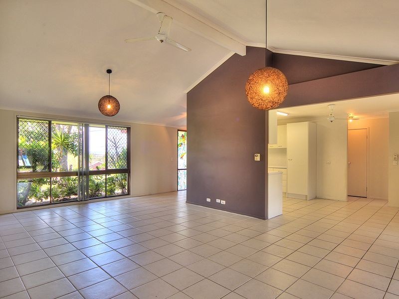 39 Volant Street, Regents Park QLD 4118