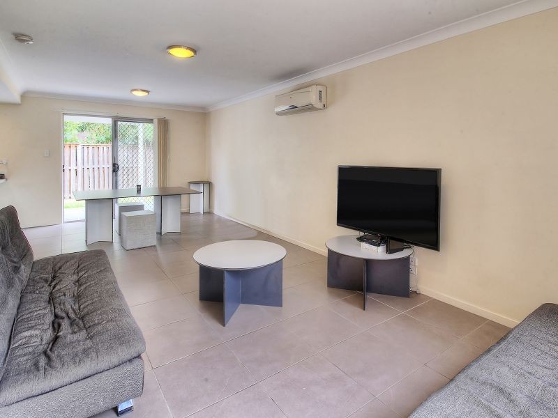 8/1-11 Emerald Drive, Regents Park QLD 4118