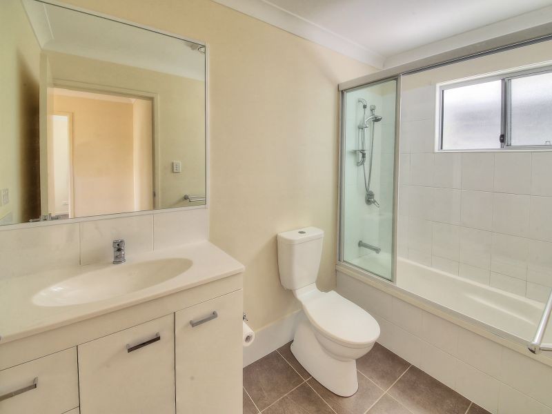 8/1-11 Emerald Drive, Regents Park QLD 4118
