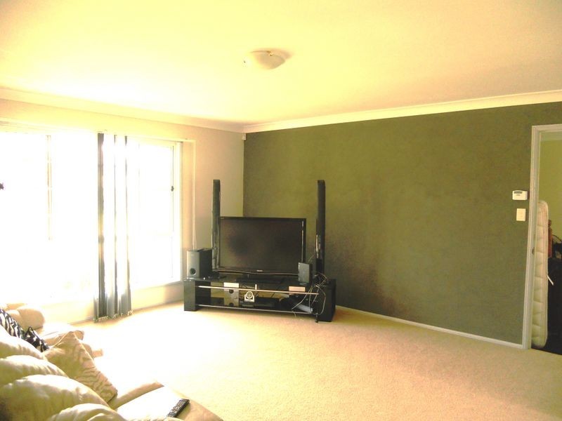 6 Perentie Street, Regents Park QLD 4118