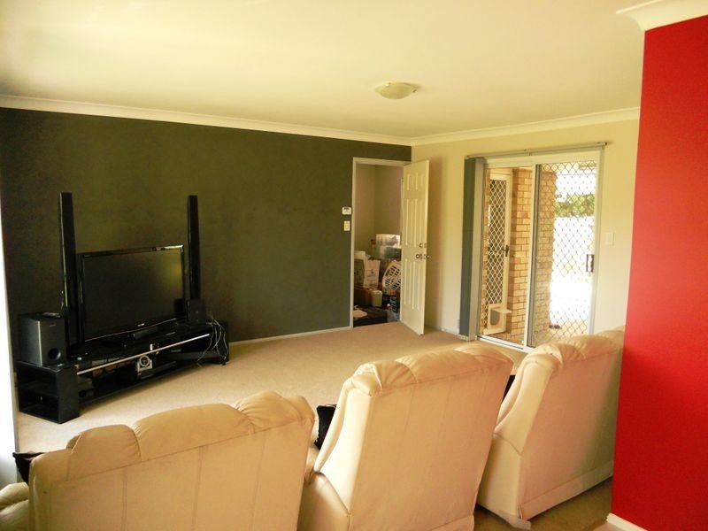 6 Perentie Street, Regents Park QLD 4118