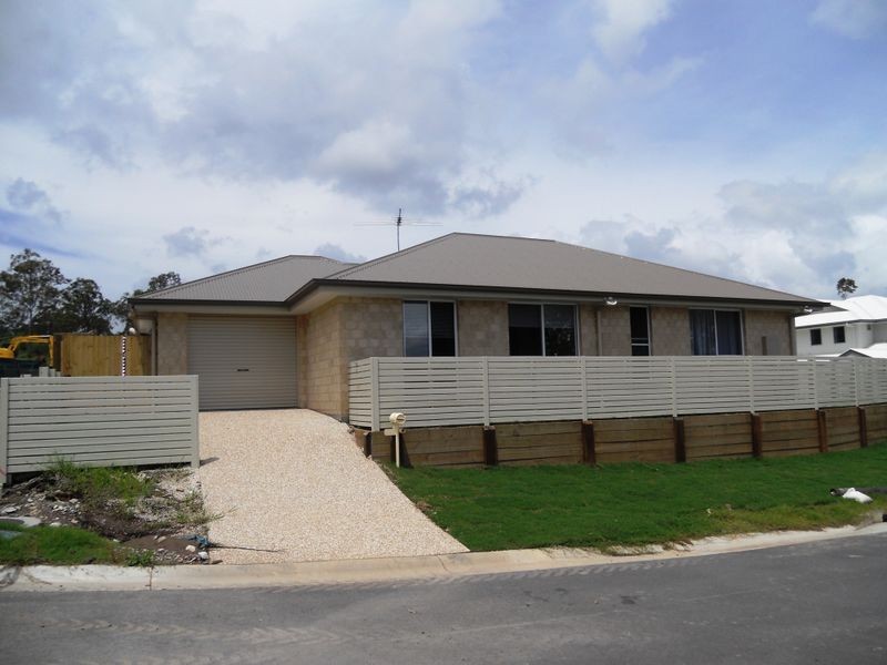 5 Willow Rise Drive, Waterford QLD 4133