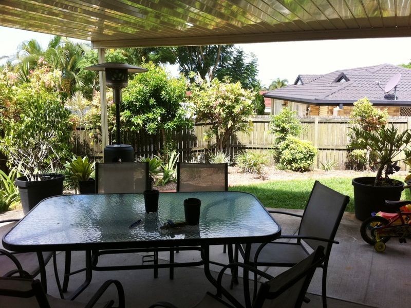17 Stringybark Street, Regents Park QLD 4118