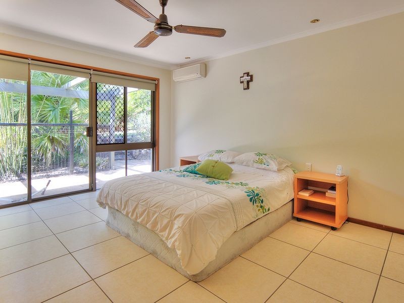 30 Feather Close, Forestdale QLD 4118