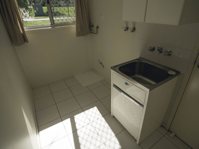 24 Strathallen Drive, Boronia Heights QLD 4124