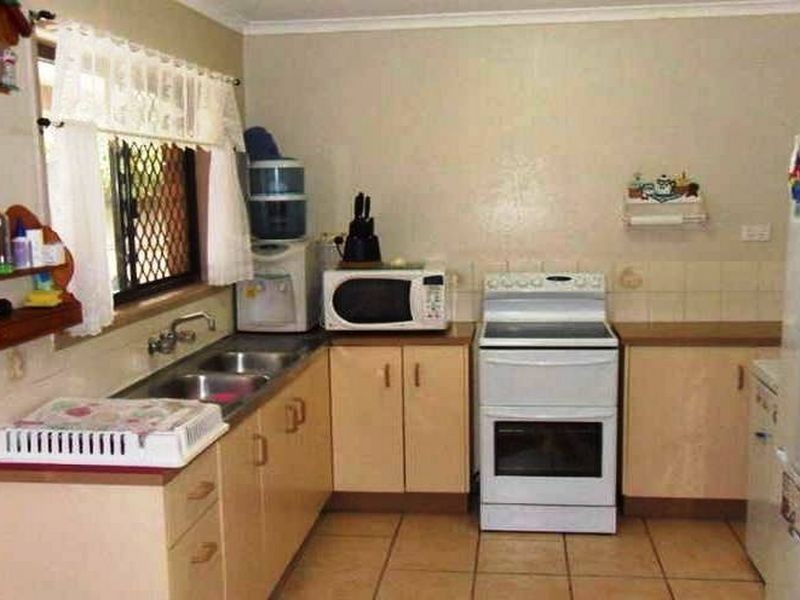 17 Brett Avenue, Browns Plains QLD 4118