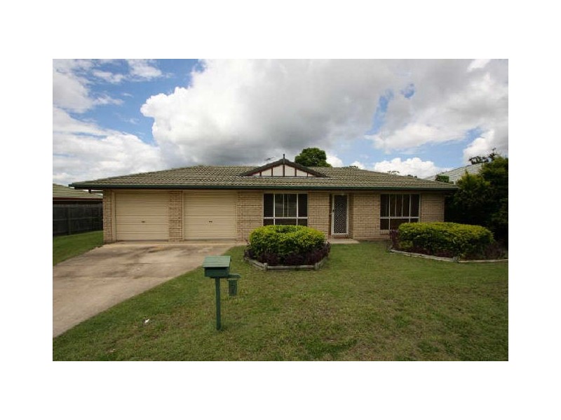 7 Hillview Drive, Hillcrest QLD 4118
