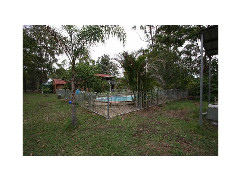52-56 Station Road, Loganlea QLD 4131