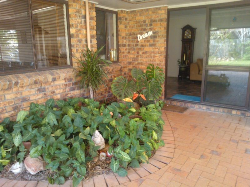 30 Sweetgum Street, Hillcrest QLD 4118