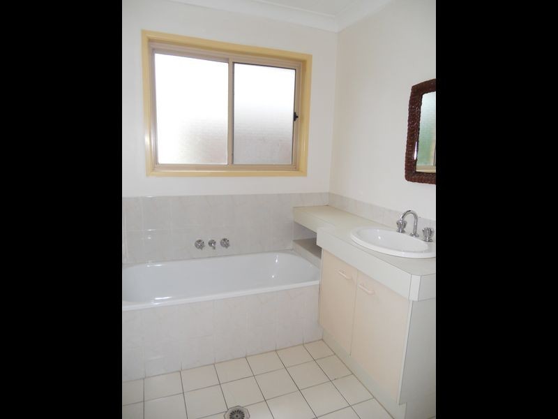 20 Mackellar Drive, Boronia Heights QLD 4124