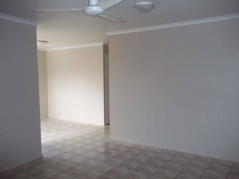 2 Hakari Street, Crestmead QLD 4132