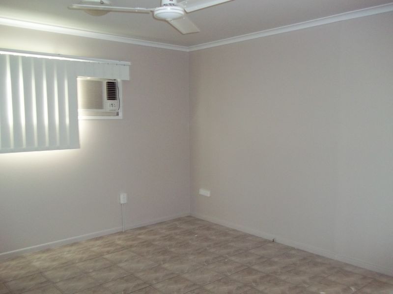 2 Hakari Street, Crestmead QLD 4132