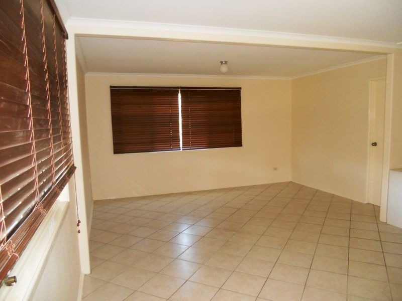 7 Strathallen Drive, Boronia Heights QLD 4124