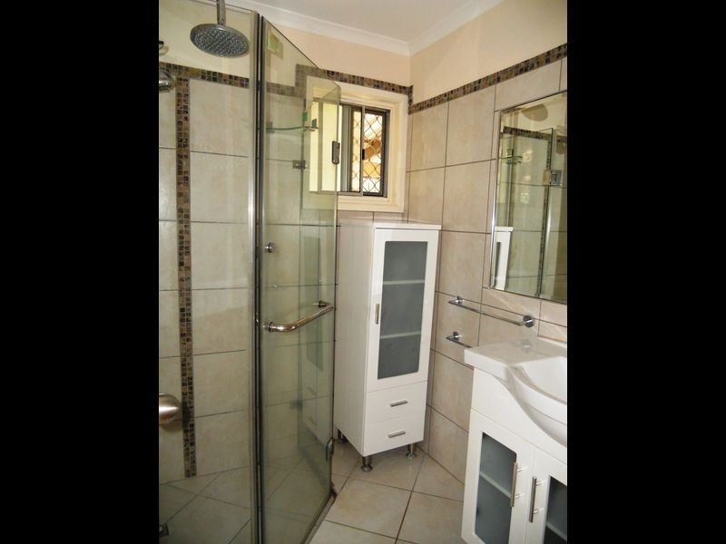 7 Strathallen Drive, Boronia Heights QLD 4124