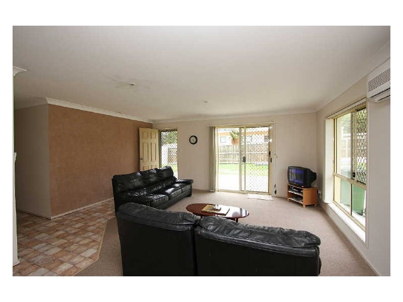 302 Middle Road, Boronia Heights QLD 4124