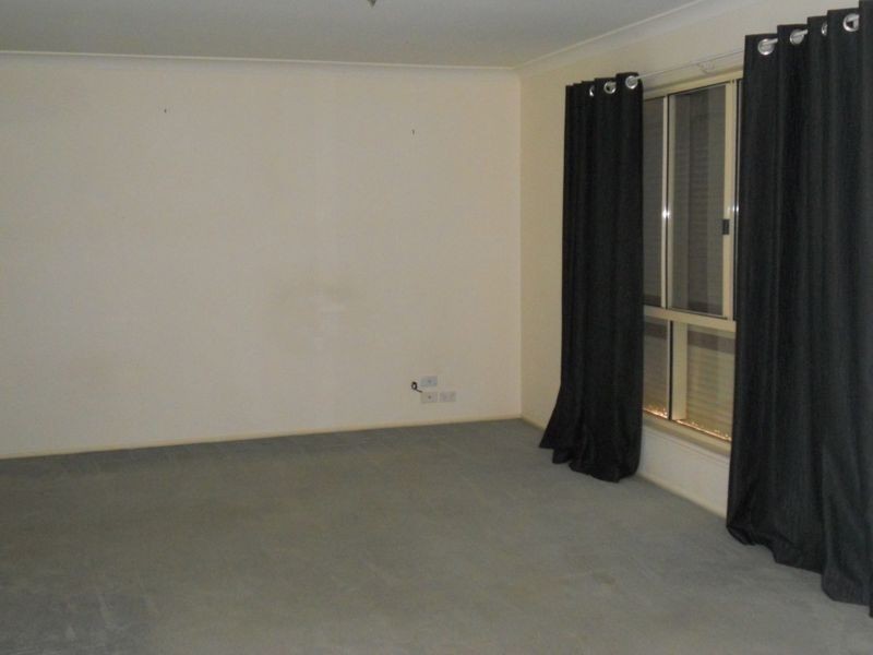 33 Murrumbidgee, Hillcrest QLD 4118