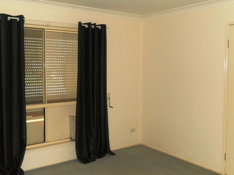 33 Murrumbidgee, Hillcrest QLD 4118