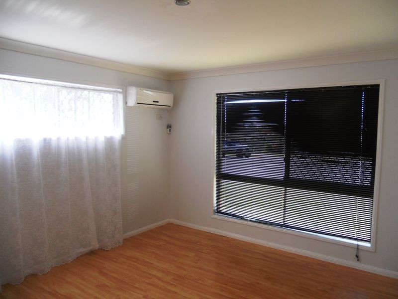 32 Julie Street, Crestmead QLD 4132