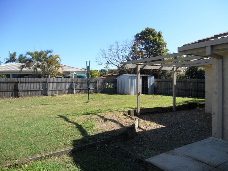 32 Julie Street, Crestmead QLD 4132