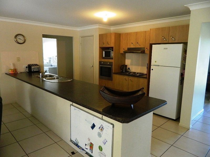 8 Gow Court, Crestmead QLD 4132