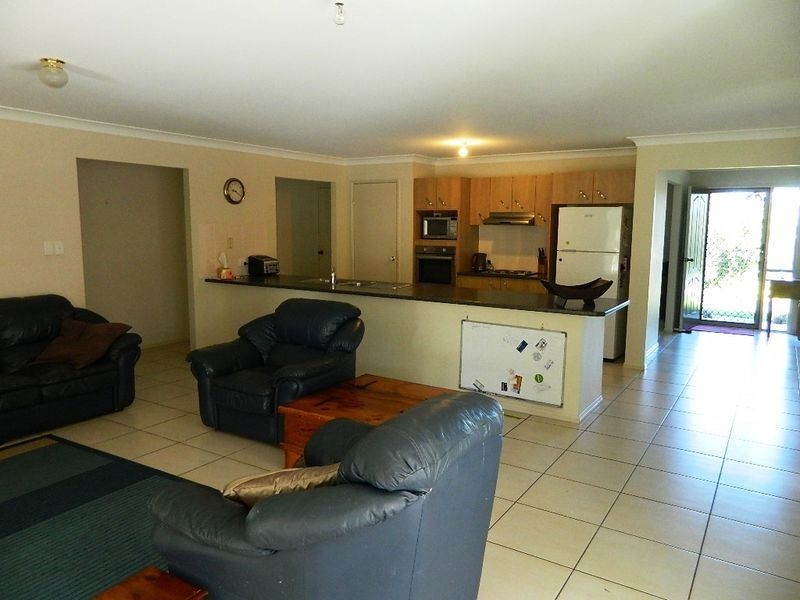 8 Gow Court, Crestmead QLD 4132