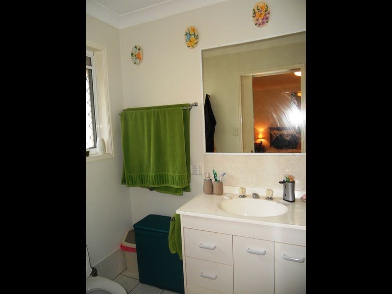 16 Haylett Rise, Regents Park QLD 4118