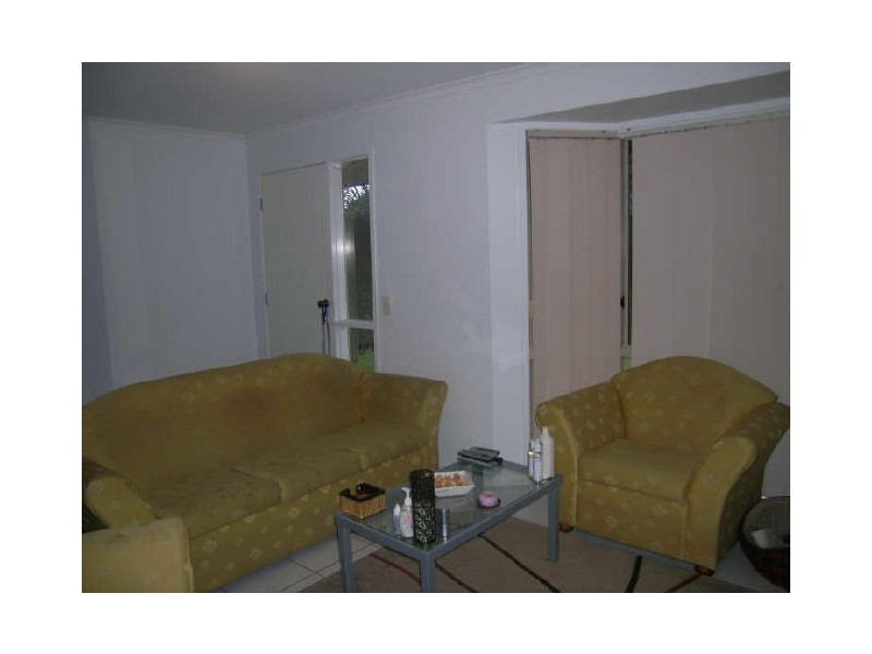 11 Billabong Court, Regents Park QLD 4118