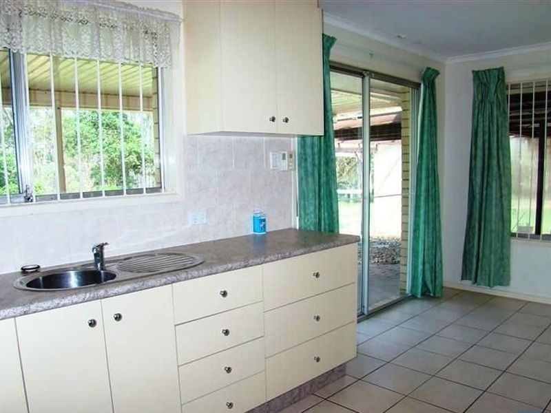 22 Pub Lane, Greenbank QLD 4124