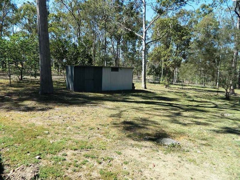 22 Pub Lane, Greenbank QLD 4124