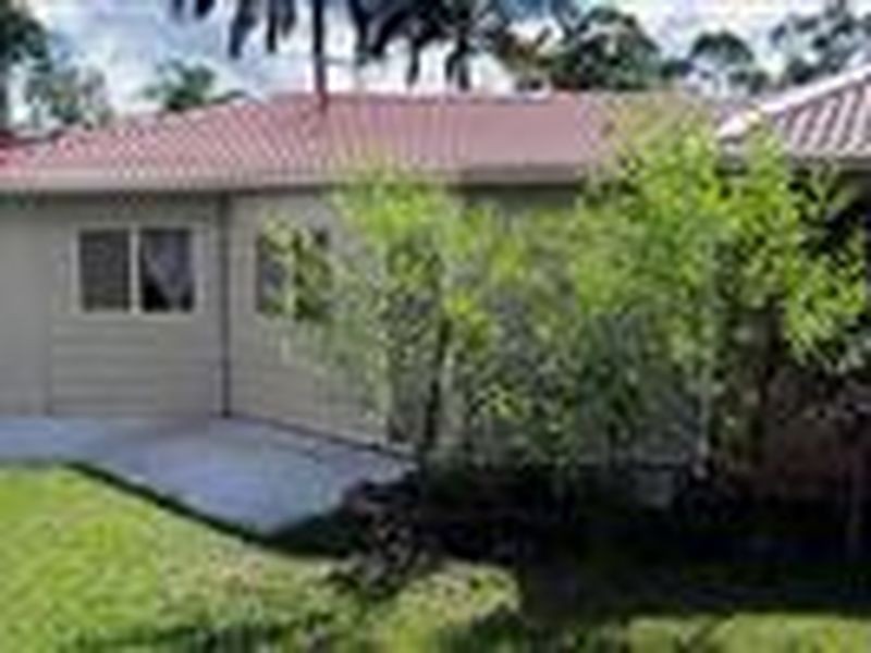 24 Federation Drive, Hillcrest QLD 4118