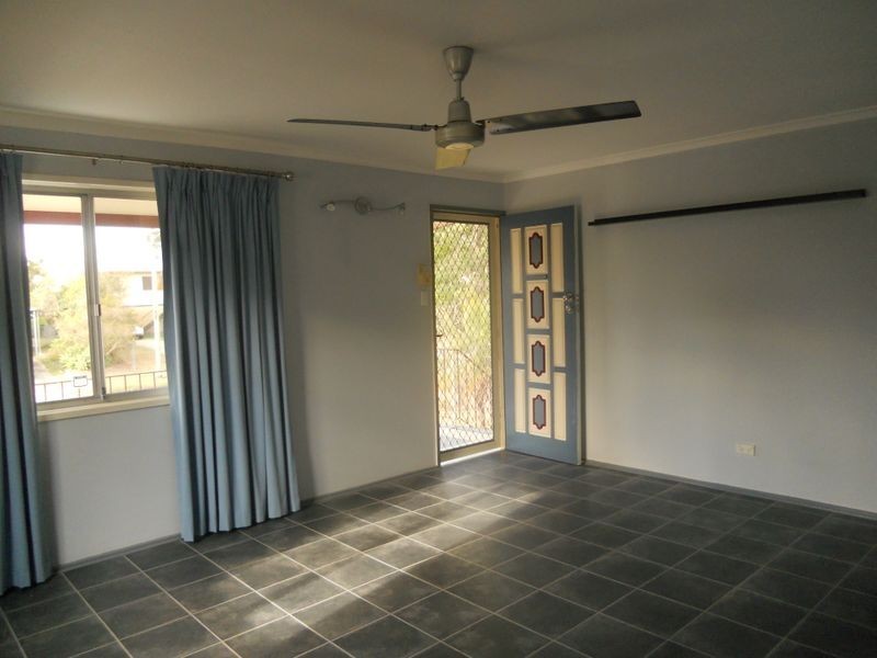 9 Bambil Street, Crestmead QLD 4132