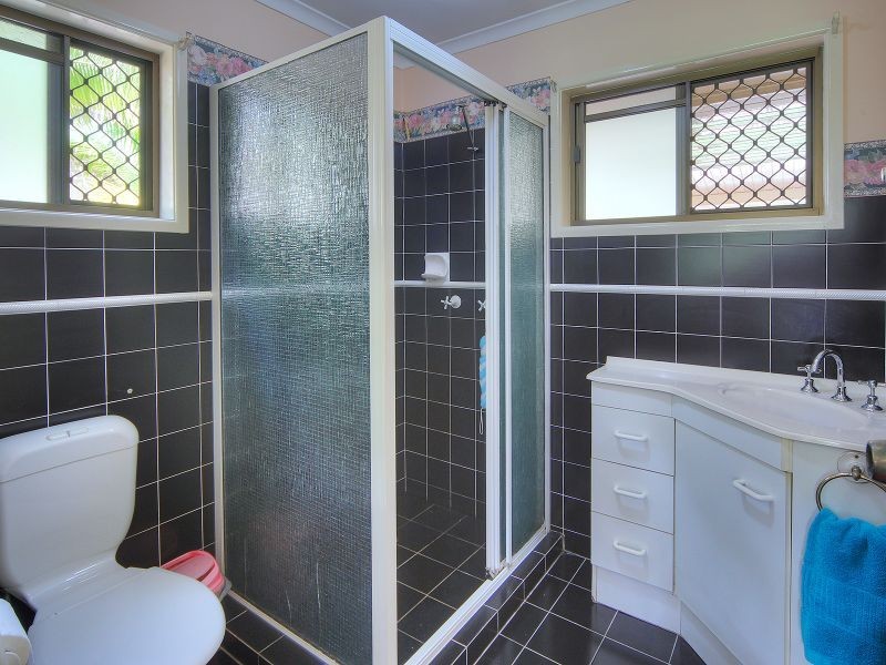 9 Castle Street, Browns Plains QLD 4118