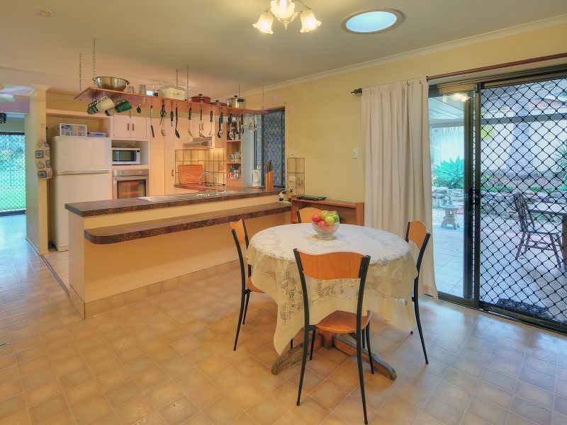 9 Castle Street, Browns Plains QLD 4118