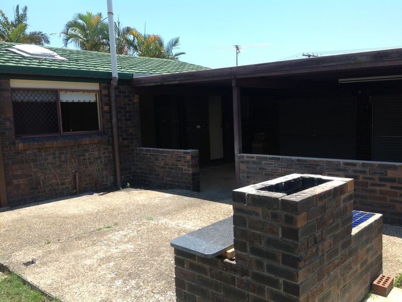 27 Dryade Street, Regents Park QLD 4118