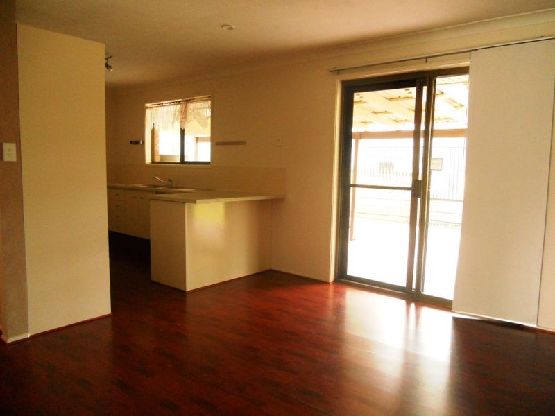 46 Dracon Street, Regents Park QLD 4118