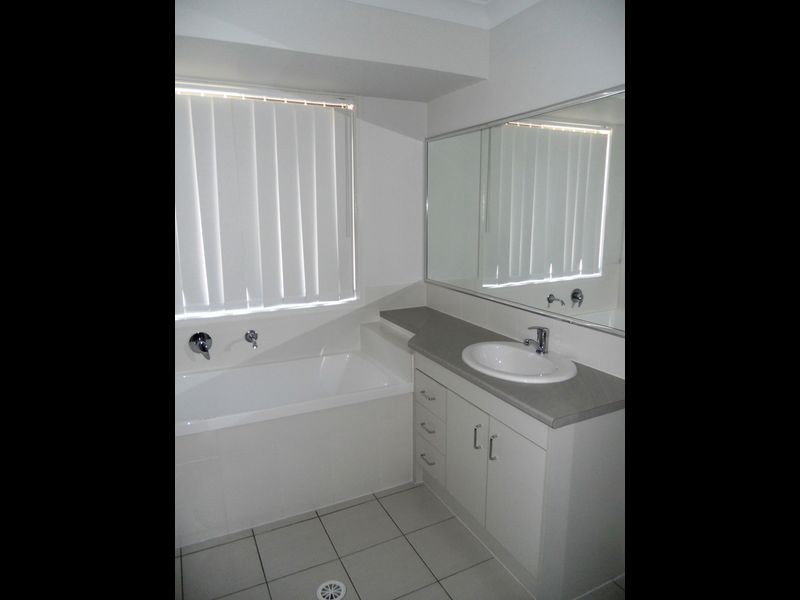 39 Barcombe Drive, Marsden QLD 4132