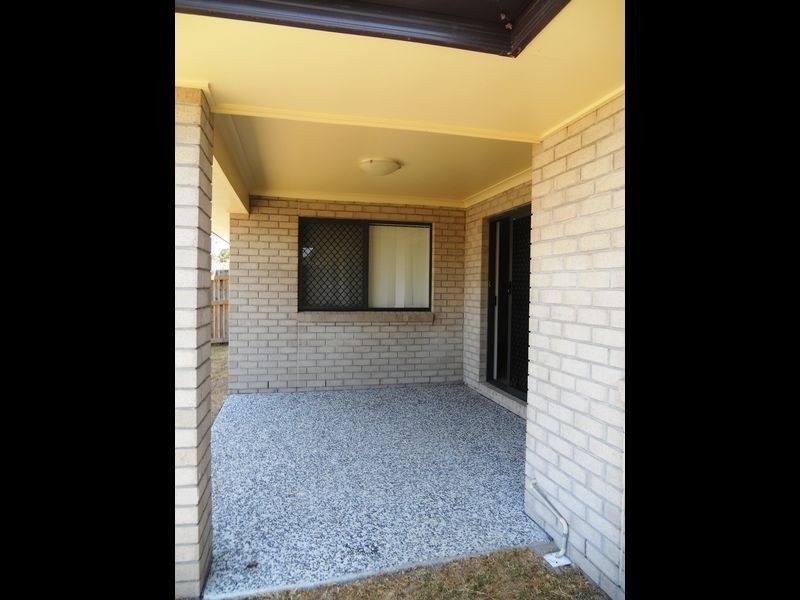 39 Barcombe Drive, Marsden QLD 4132