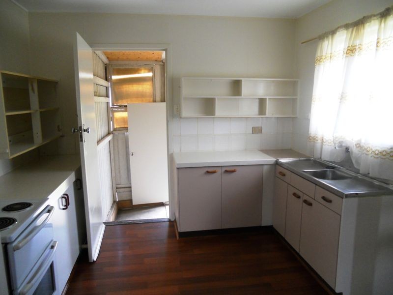 42 Bruce Road, Woodridge QLD 4114