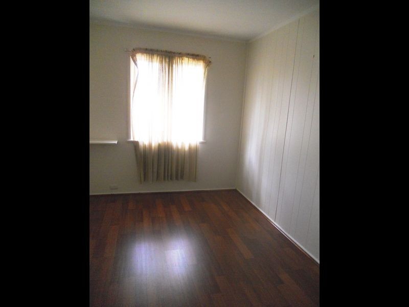 42 Bruce Road, Woodridge QLD 4114