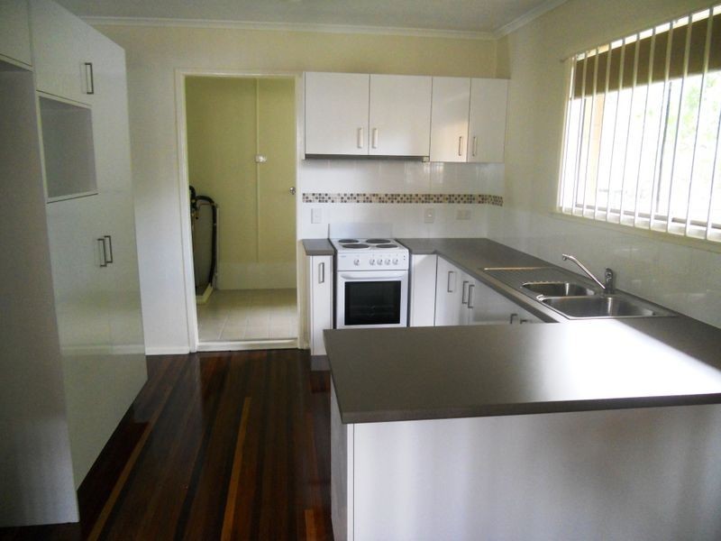 77 Ewing Road, Woodridge QLD 4114