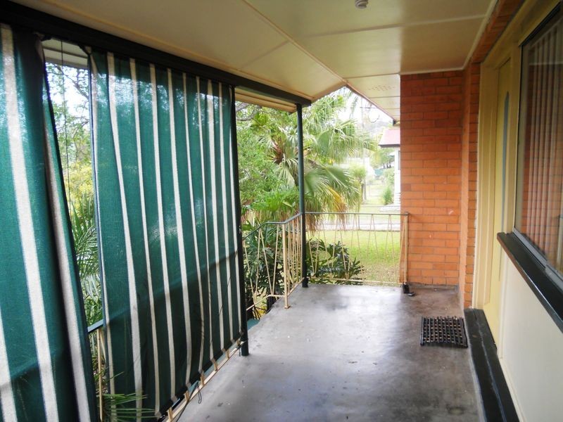 77 Ewing Road, Woodridge QLD 4114