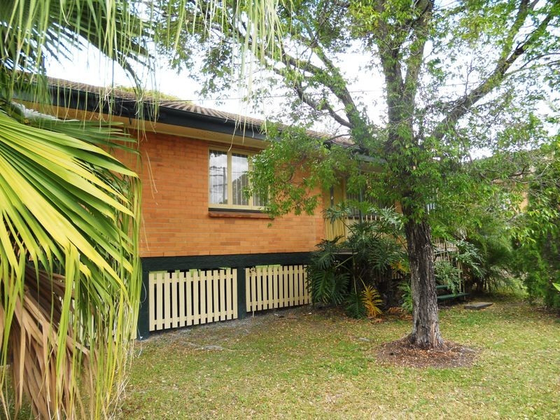 77 Ewing Road, Woodridge QLD 4114