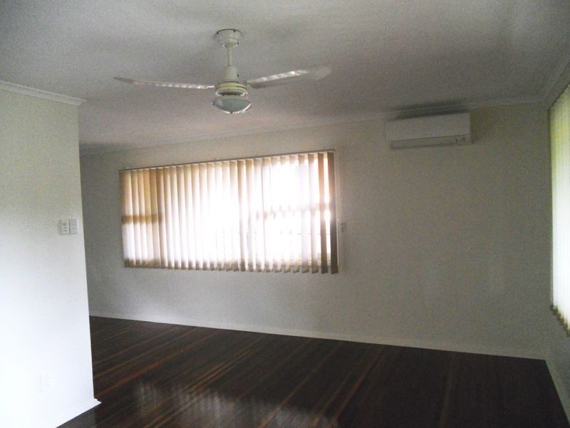 77 Ewing Road, Woodridge QLD 4114