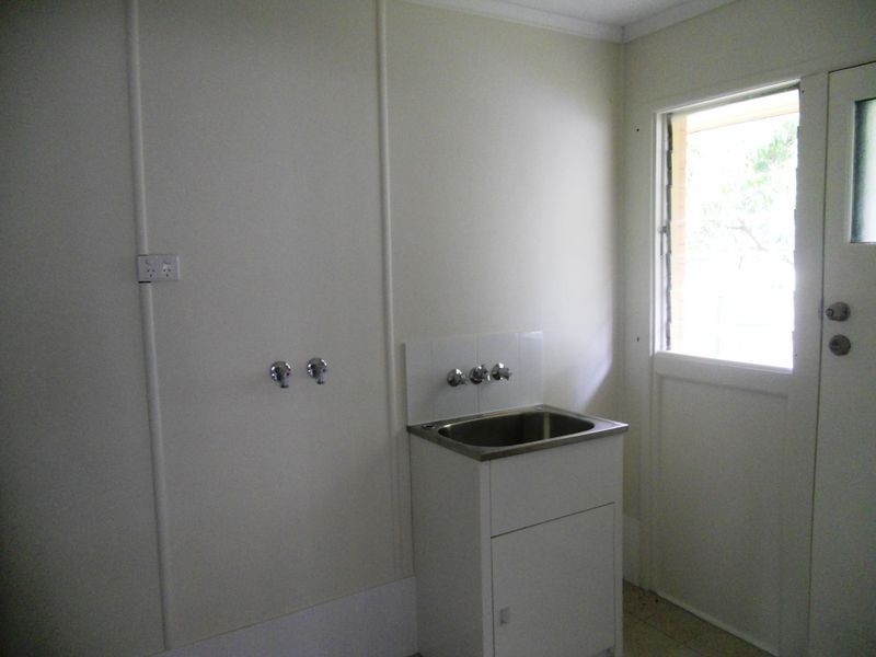 77 Ewing Road, Woodridge QLD 4114