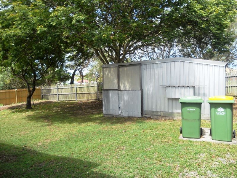 77 Ewing Road, Woodridge QLD 4114