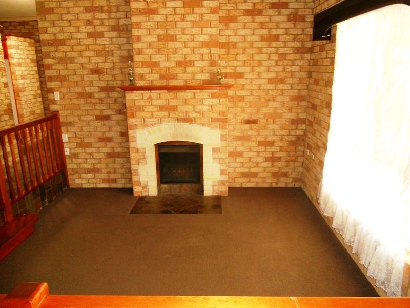 48 Owens Crescent, Regents Park QLD 4118