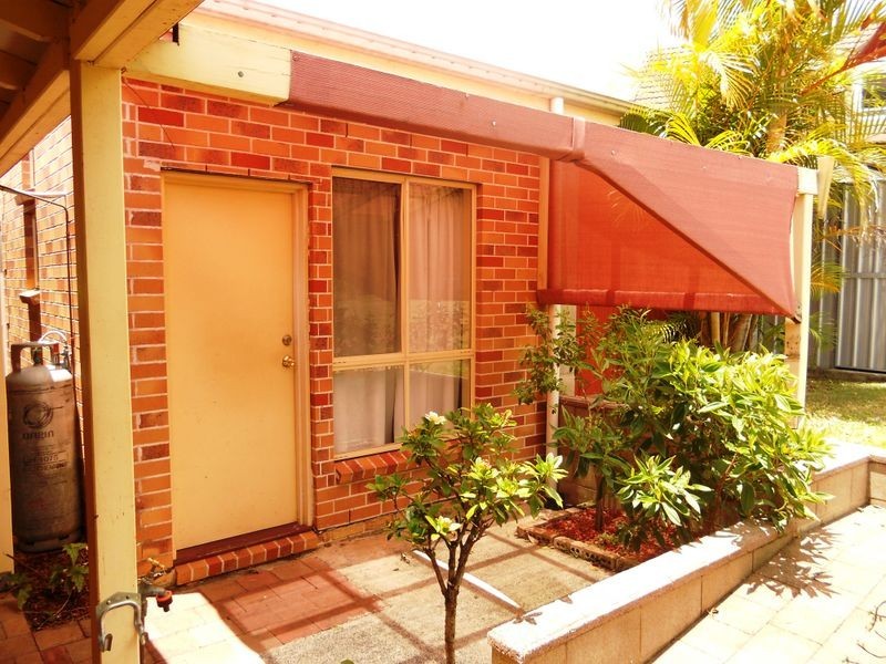 48 Owens Crescent, Regents Park QLD 4118