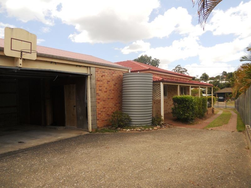 48 Owens Crescent, Regents Park QLD 4118