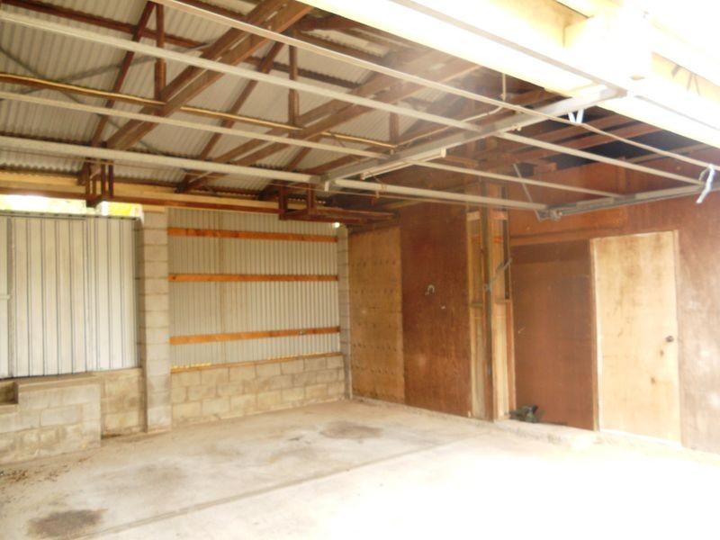 48 Owens Crescent, Regents Park QLD 4118